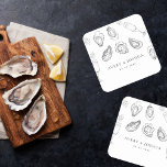 Hand plockade Champagne & Oysters Roast Bröllopsfe Underlägg Papper Kvadrat<br><div class="desc">Fira bröllop/förlovningen med dessa underlägg för elegant,  som innehåller ritad champagne,  ostron och redigerbara detaljer. Lägg enkelt till dina egna uppgifter genom att klicka på alternativet "anpassa".</div>