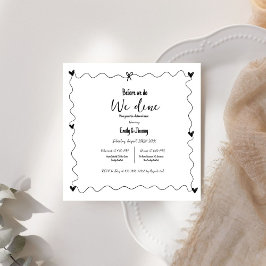 Hand plockade före middagen för minsåterkallning inbjudningar