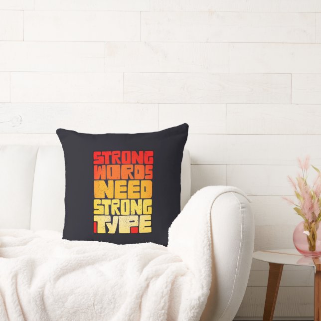 Hand plockade Ord behöver en stark Ord av stark ty Kudde (Soffa)