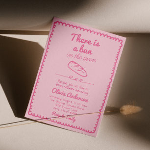 Hand plockade Rosa Bun i Oven Girl Baby Shower Inbjudningar