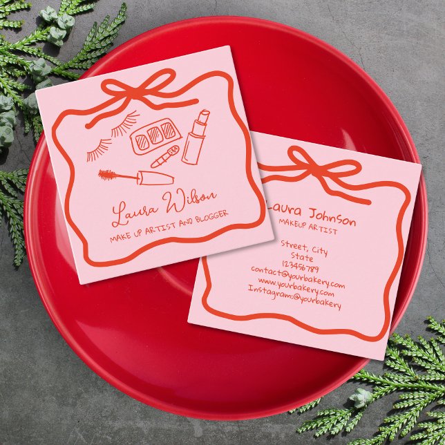 Hand plockade Whimsical Makeup Artist Red Rosa Bow Fyrkantigt Visitkort (red pink bow and makeup doodle)
