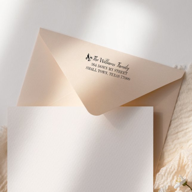 Hand Scripted Fleur De Lis Returadress Självfärgande Stämpel (Skapare uppladdad)