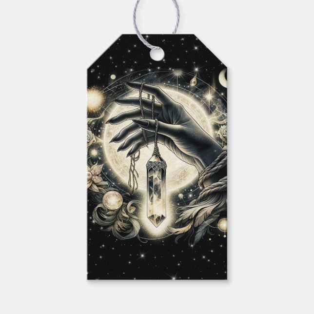 Hand som håller en kristall i månskenet presentetikett (Framsidan)