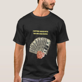 hand som innehar dollarväxlar, konst t shirt