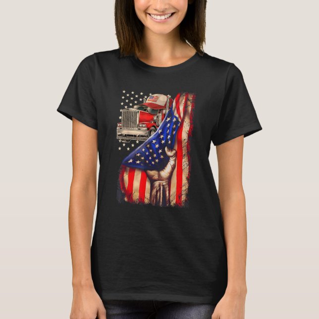 Hand som krossar den amerikanska Flagga för lastbi T Shirt (Framsida)