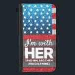 Händer Av är jag med hennes HBT TQ Amerikanska Gli Plånboksfodral För Samsung Galaxy S5<br><div class="desc">"Jag är med henne, och han och alla." Patriotisk röd vit och blå amerikansk flagga användor digital glitter för att visa upp pride. Tack för ert stöd till Händer-rörelsen och ert stöd i denna kamp för medborgerliga höger. Utfödd ur frustration, motståndskraft och beslutsamhet står människor emot förtryck! Det amerikanska pridets...</div>