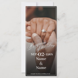 Händer i Färgad Bröllop par med Ring