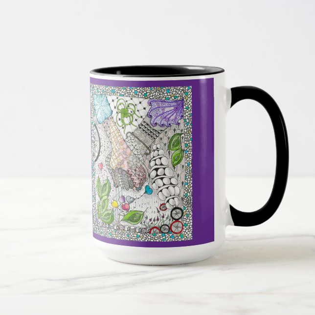 Händer över hörn som besökts på nytt mugg (Höger)