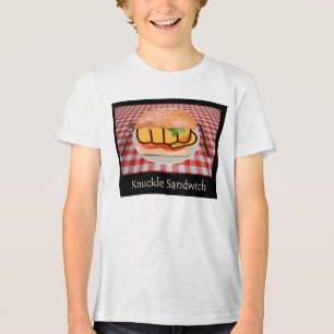 Händer på Tuff Girl på Knuckle Sandwich T Shirt
