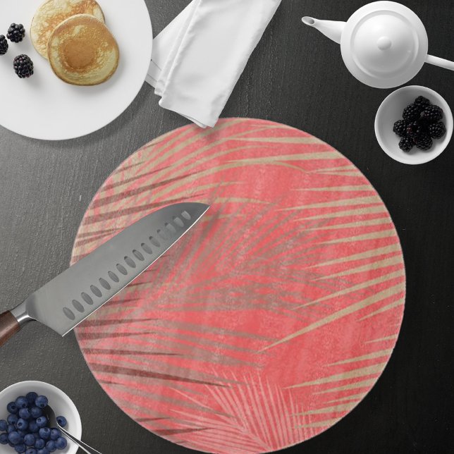 Handflatan Löv skugga på livskoraller (Palm Leaves Shadow on Living Coral Cutting Board by Looly Elzayat
)