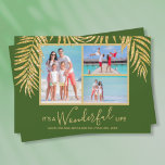 Handflatan Photo Collage Helgdagskorts Julkort<br><div class="desc">Tre foton som accentueras med framkanterna för Faux glitter handflatan på grönten (se mer färg i vår butik), dessa julkort för helgdag har "Det är ett underbart liv", eller vilket hälsning du än väljer, och din namn på guldet med grund. Välj Projektionsyta för tyngsta pappra och HD för bästa fotoupplösning....</div>