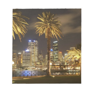 Handflatan Träd och CBD i Night, Sydney, New Sout Anteckningsblock
