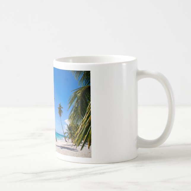 Handflatan träd på stranden vid Isla Saona Kaffemugg (Höger)