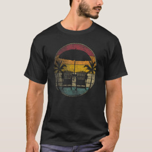Handflatan Träd Retro Beach Umbrella Ordförande Tr T Shirt