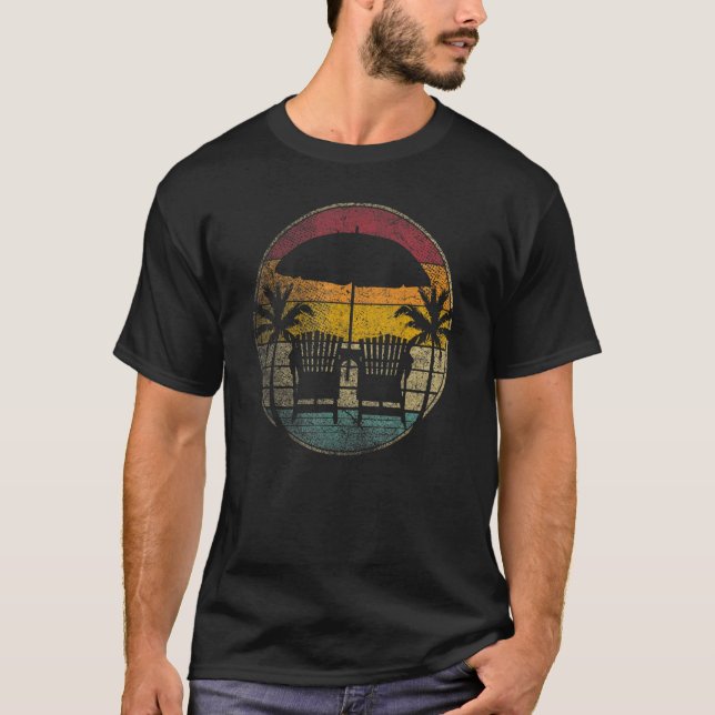 Handflatan Träd Retro Beach Umbrella Ordförande Tr T Shirt (Framsida)