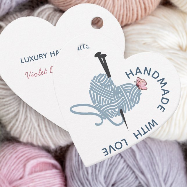 Handgjorda med Kärlek - Hjärtformade garn och fjär Gåvor Etiketter (Handmade withe Love .. heart shaped gift tags for handcrafted wool or yarn gifts)
