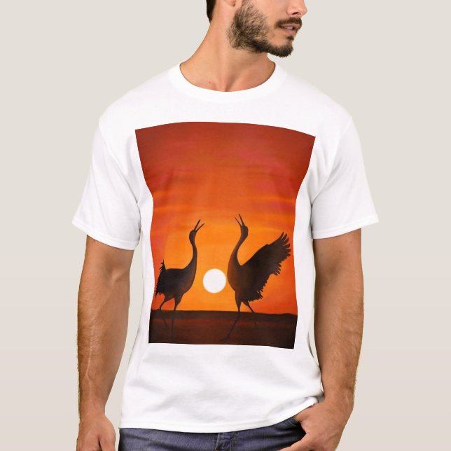 Handmade birds in sunset  t shirt (Framsida)