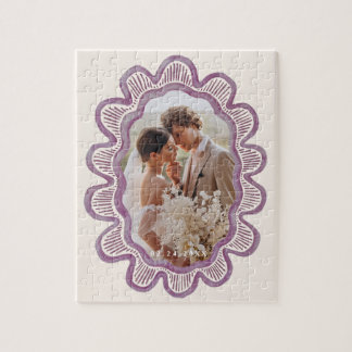 Handmålad mauve-skalopad ovalfoto ram pussel