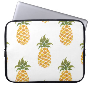 Handmålade ananas, vattenfärgad bakgrund. laptop fodral