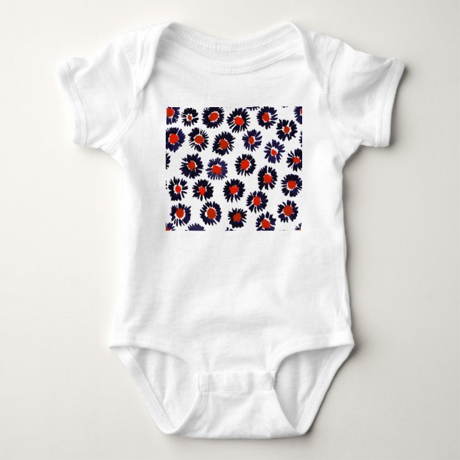 Handmålade blommor, röd och blå mönster. t shirt (Framsida)