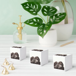 Handmålade ottrar - upphandlartidskonst presentaskar