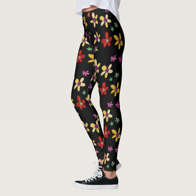 Handritad Blommkonst på Svart Leggings (Vänster)