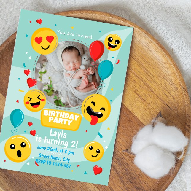 Handritad Emoji med foto-Födelsedagsfest Inbjudningar (Hand-drawn Emoji With Photo Birthday Party Invitation)