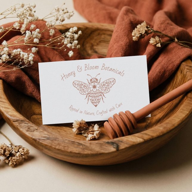 Handritad Honey Bee Blommor Botanisk Välbefinnande Visitkort (Hand Drawn Honey Bee Floral Botanical Wellness Business Card)