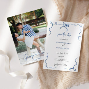 Handritad rolig fransk Save the Date Foto Inbjudningar