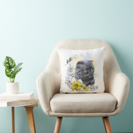 Handritad rolig svart brittisk katt med blommor kudde