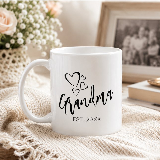 Handritad Skrift Mormor År Etablerad  Kaffemugg (Hand Sketched Script Grandma Year Established Coffee Mug)