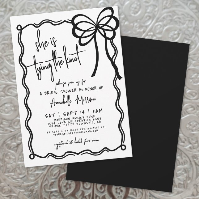 Handritad Svart Vit Båge Bröllopsdusch Inbjudningar (Hand Drawn Black White Bow Bridal Shower Invitation)
