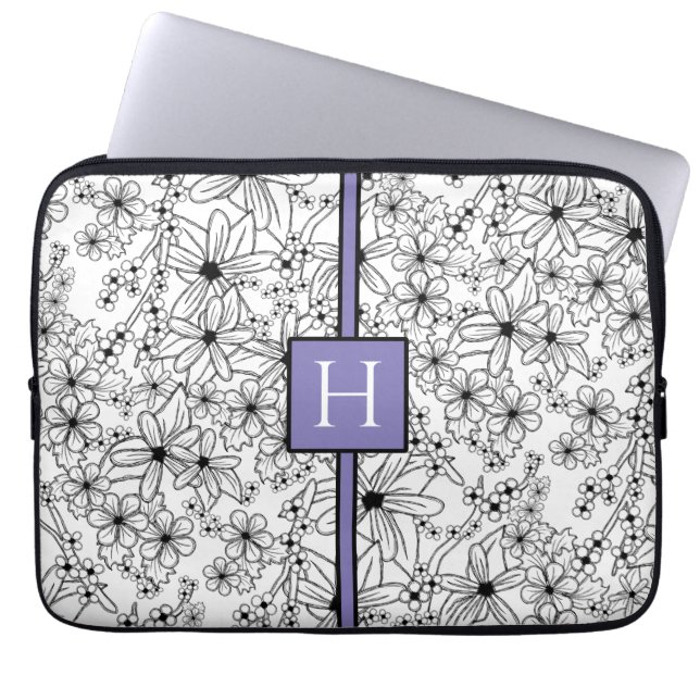 Handritat vitt blommönster lila monogram laptop fodral (Framsidan)
