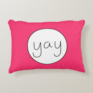 Handskriftvit och magenta för YAY lycklig Prydnadskudde