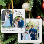Handskriven första jultomtrat Arch-foto Julgransprydnad Keramik<br><div class="desc">Märk och gift julomsdekoration med bågformade foton på framsidan och ett fyrkantigt foto på baksidan. Merry & Married är skrivet i handskriven typografi och du kan fortsätta personligen med namn, anpassningsbar som First jul Married eller ditt eller dina efternamn och ditt bröllop-datum. Fler idéer finns i min samling av julgåvor...</div>