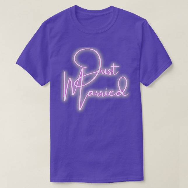 Handskrivet textmeddelande om Ny gifta Rosa Desi T Shirt (Design framsida)