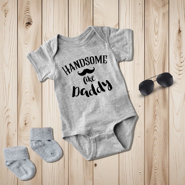 Handsome like pappa Mustache Boy T Shirt (Skapare uppladdad)