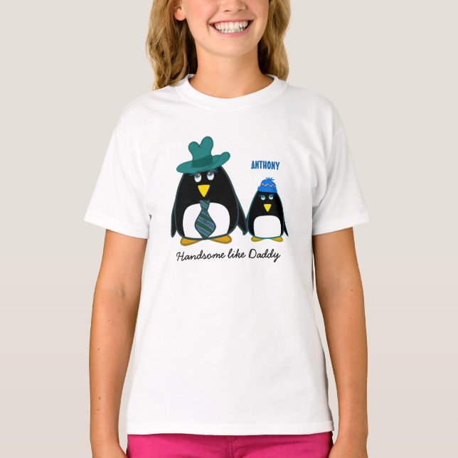 Handsome like Pappa. Sött Little Penguin T-shirt (Framsida)