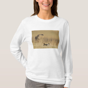 Hane stäpphöns på lek i Loup County T Shirt