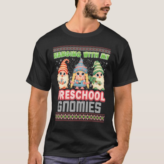 Hängande med min förskolefigur Gnomies fuktig söta T Shirt (Framsida)