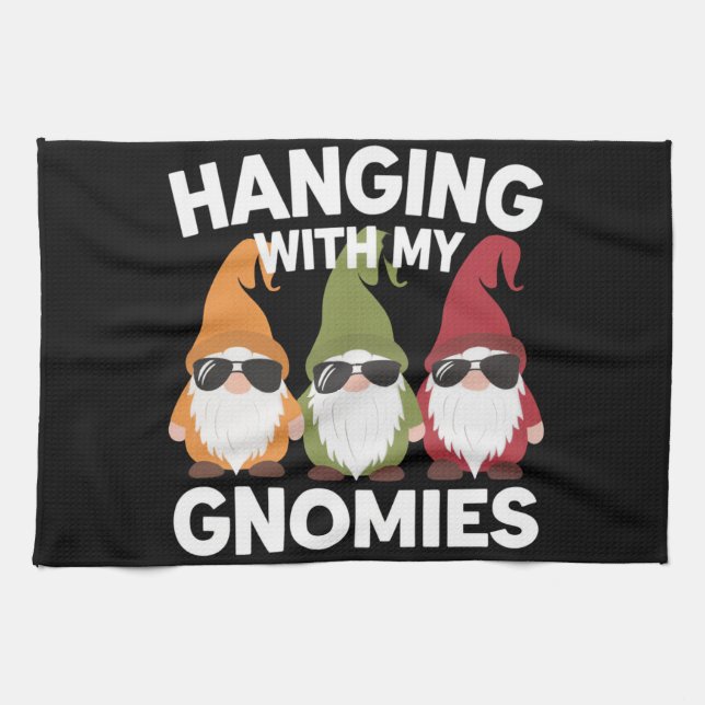 Hängande med min Gnomies Funny Garden Gnome Kökshandduk (Horisontell)