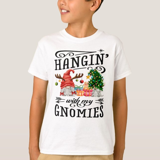 Hängande med min Gnomies jultomte T Shirt (Framsida)