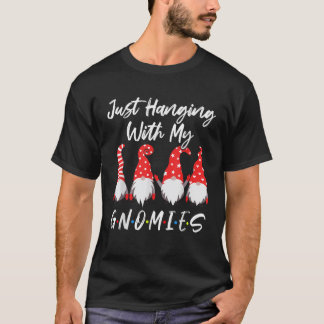 Hängande med min Gnomies, skryt jultomte T Shirt