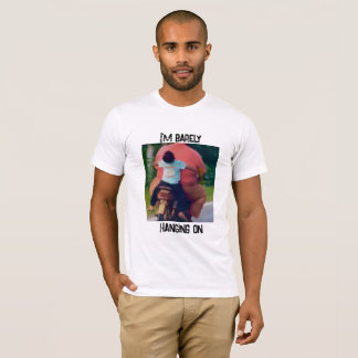 Hängar bara på t shirt