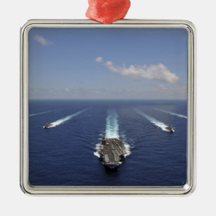 Hangarfartyget USS Abraham Lincoln Julgransprydnad Metall