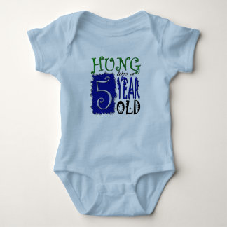 Hängd något liknande åriga 5 tröja