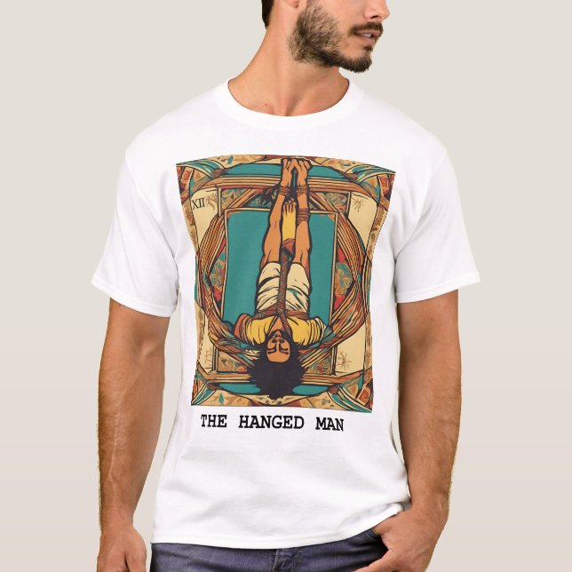 HANGED MAN - TAROT CARD T SHIRT (Framsida)