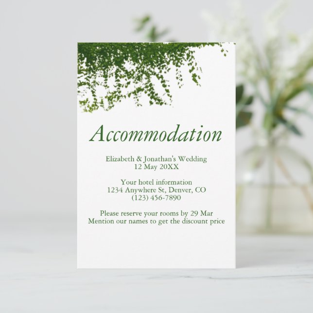 Hanging av inkvarteringen i Ivy Greenery Bröllop Tilläggskort (Stående Fram)