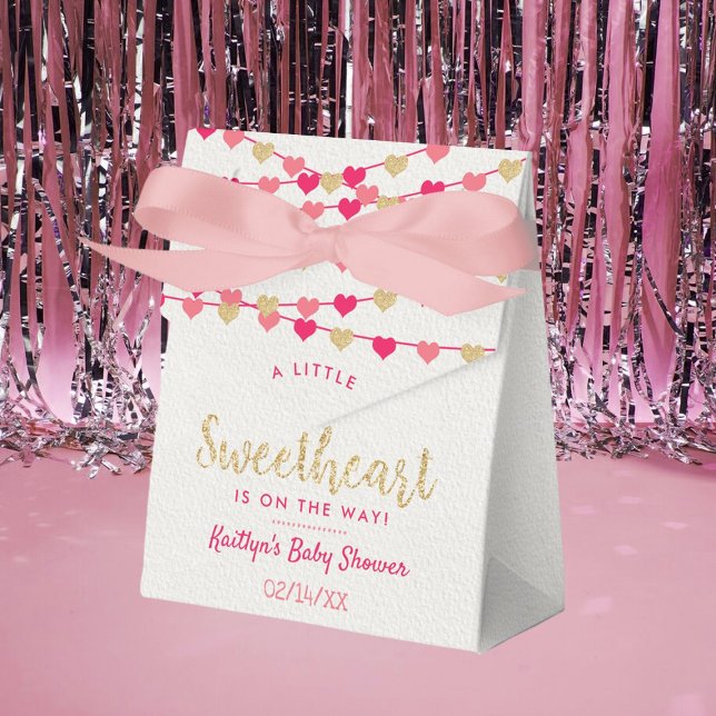 Hanging Love Hearts Little Sweetheart Baby Shower Presentaskar (Skapare uppladdad)