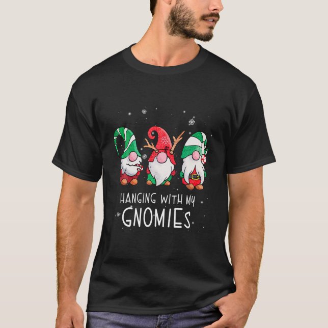 Hanging With My Gnomies Nordic Santa Gnome Christm T Shirt (Framsida)